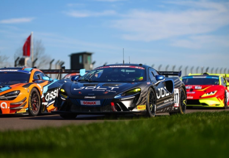 Jolt Racing McLaren Artura GT4